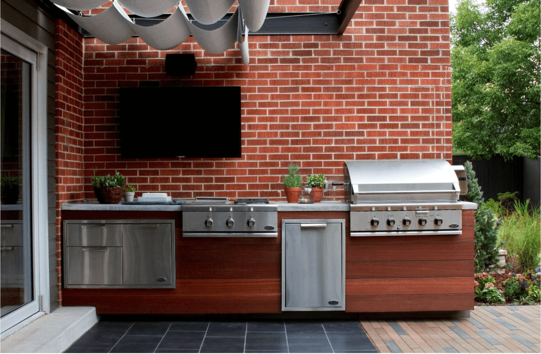 Extending Your Living Space with an Outdoor Kitchen